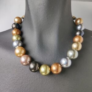 Jumbo Multicolor Faux Pearl Necklace Metallic Tones Toggle Clasp 17"